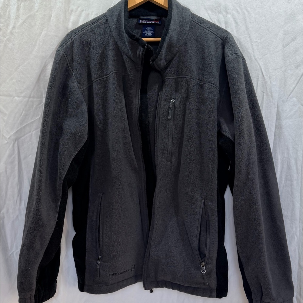 Free Country Men's Black and Dark Gray Lightweight Fleece Jacket
